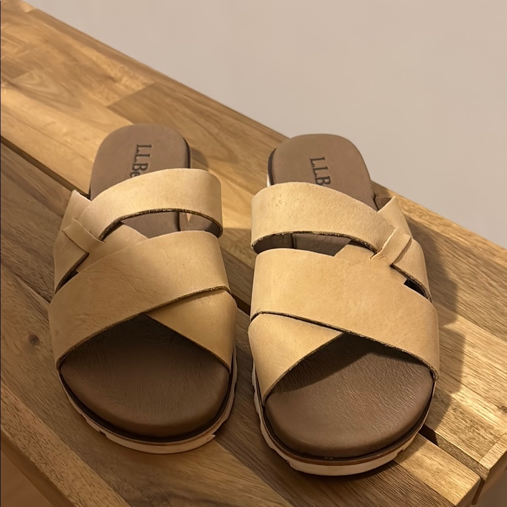 L.L. Bean Women's Lakewashed Slide Tan Leather Sandals size 8M